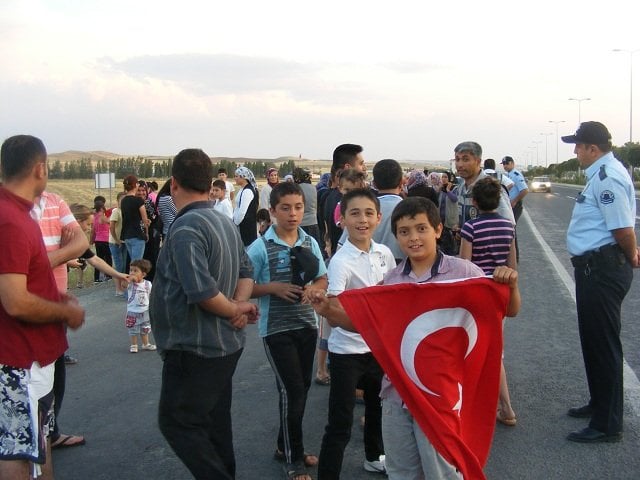 Melih Gökçek'e Tepki 2 333
