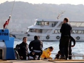 istanbul-bogazi-nda-erkek-cesedi-bulundu.jpg