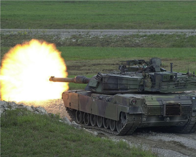 M1A1_abrams_tank_1
