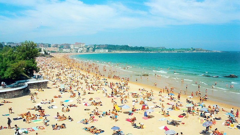 Spain-Sardinero-beach-Cantabria