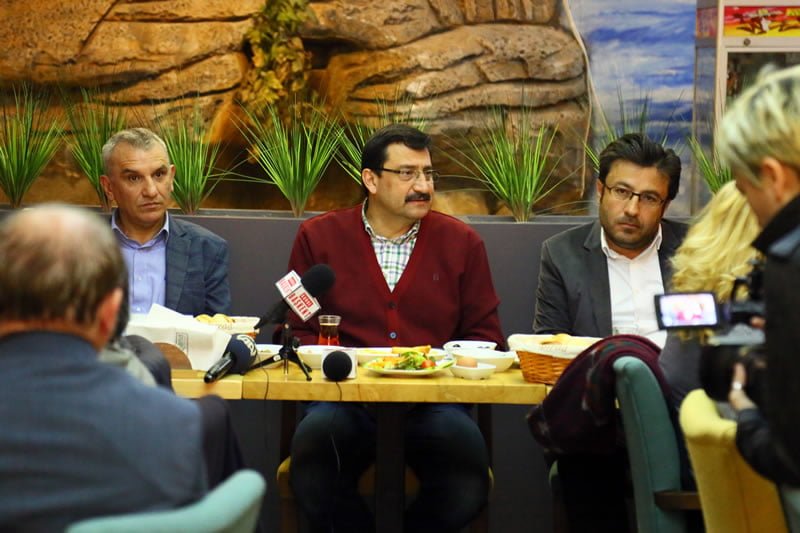 "İlçe Belediyelerinin Yetkileri Genişletilmeli" 1