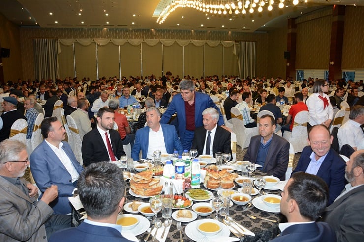 Ayantaş Esnaflarla Bir Araya Geldi 1 Ayantaş Esnaflarla Bir Araya Geldi 1