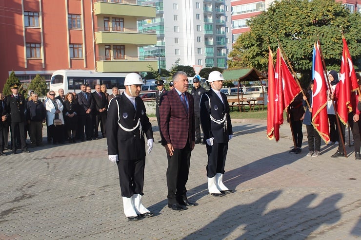 Atamızı, saygı ve özlemle anıyoruz... 3
