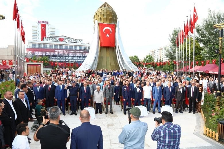 Altınok: Yiğitler Bir Defa Korkaklar Her Gün Ölür 1