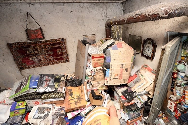 Altındağ'da 20 Kişi Çöp Evi Temizledi... Çöp Evden Görüntüler 14