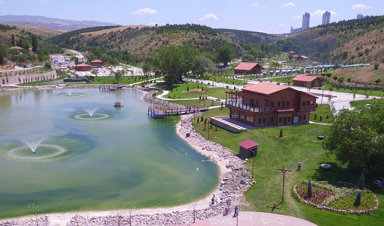 Ankara’nın İlk Millet Bahçesi… Ziyaretçi Akınına Uğruyor