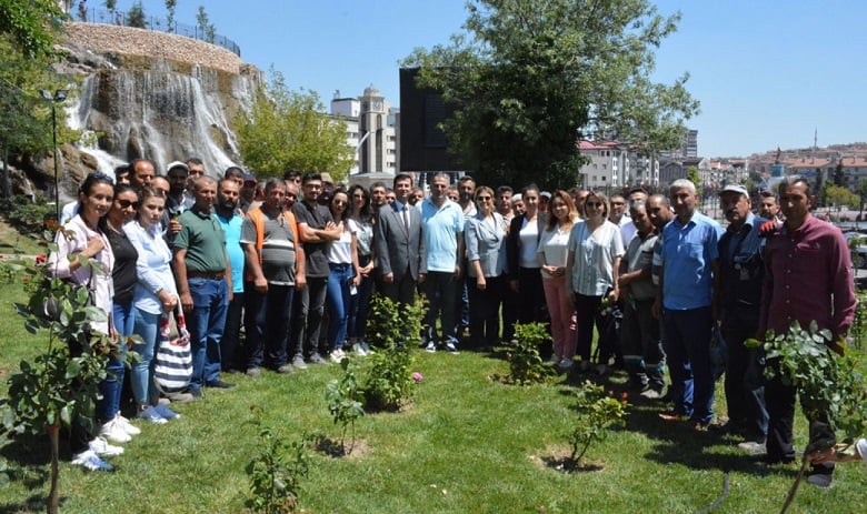 Keçiören'de Personele Çiçek Budama Eğitimi 1