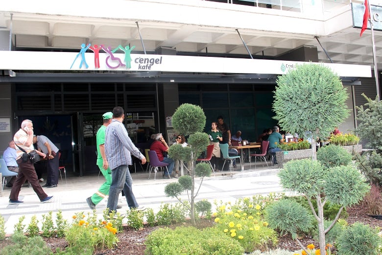 2019_08_19_Fen İşleri_Sakarya Caddesi_ Çengel Kafe (58)