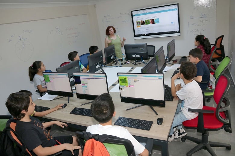 2018_06_26_Bilgi İşlem_Çocuk TEknoloji Evi_Yaz Dönemi Kursları (41)