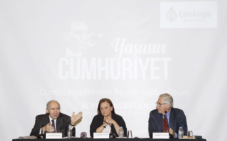2019_10_26_Nazım Hikmet KSM_Cumhuriyet Konferansları_Öymen-Toker-Yetkin ...