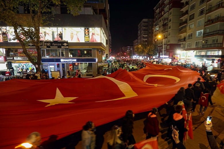 Başkan Yaşar, “Dünyaya Atatürk gibi lider bir daha gelmedi” 4