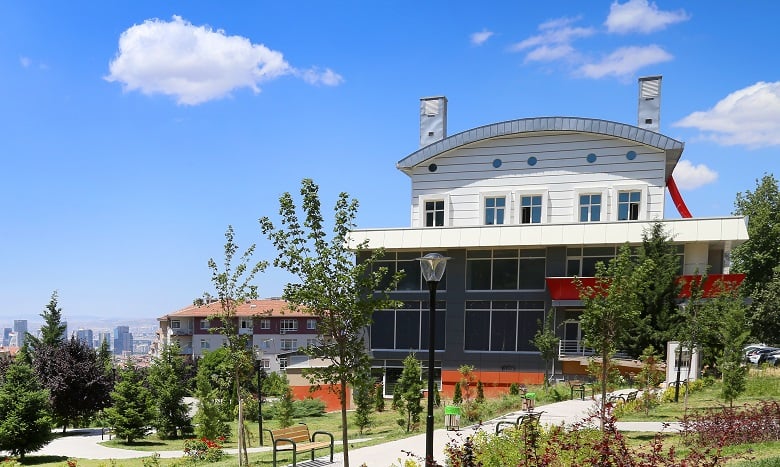 Cahit Sıtkı Tarancı Parkı-Engelsiz Yaşam Merkezi