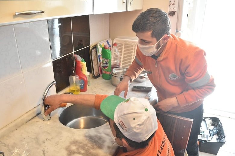 Mamak çözüm merkezi yaşlı çiftin imdadına yetişti 1