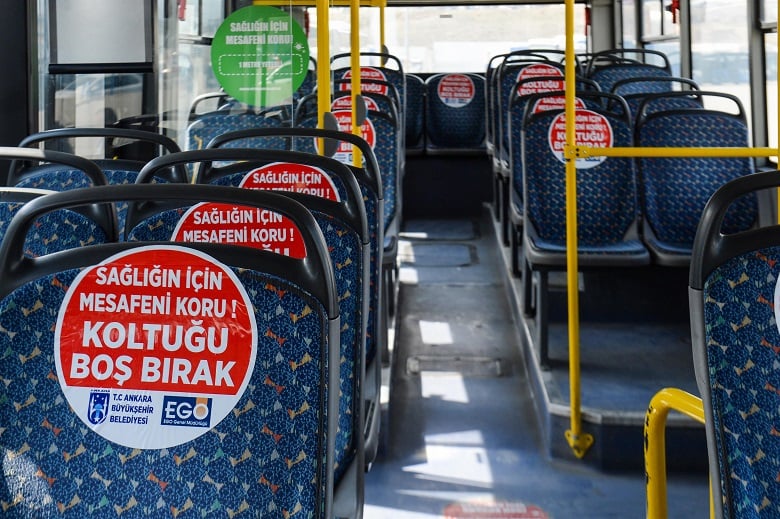 EGO otobüslerinde “Sosyal mesafeni koru” farkındalığı