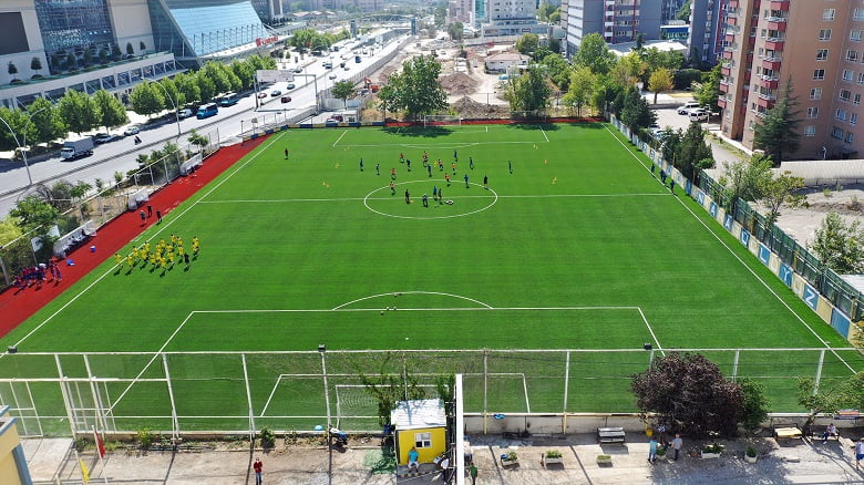 Büyükşehir’den Ankaragücü’ne modern saha