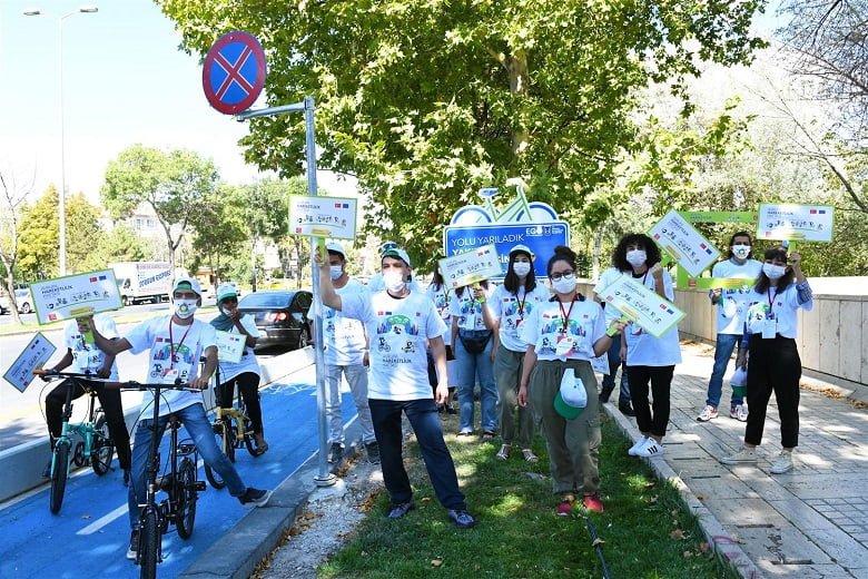 Yurtdışından Ankara'ya Gelen Öğrenciler Bisiklet Yolunda 1