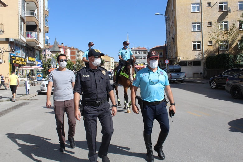 Polis atlı birlikleri Akyurt sokaklarında 8