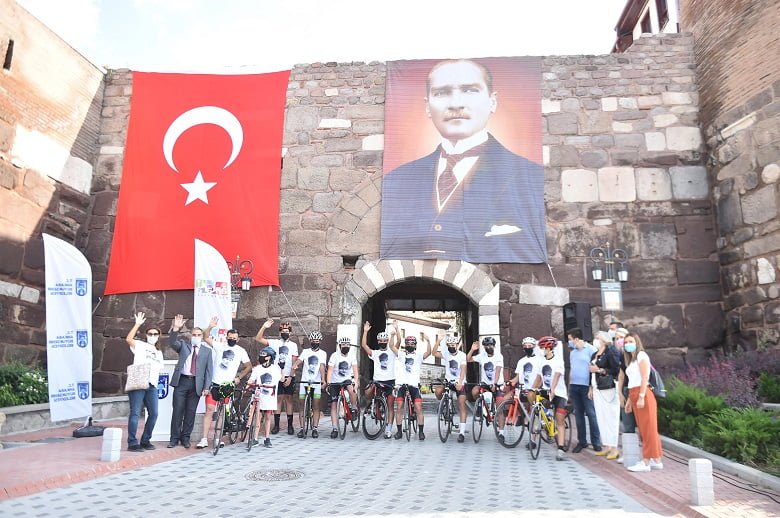 Ankara Kalesi'nin bayrağı Polatlı'da 2