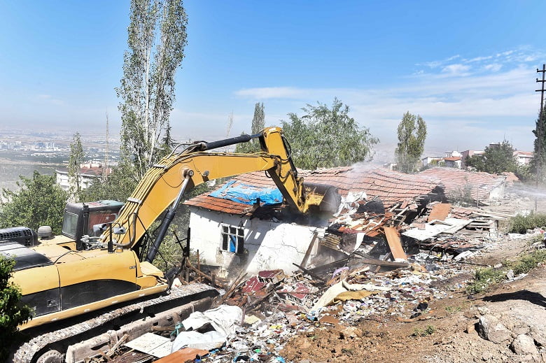 Büyükşehir'in atıkla mücadelesi devam ediyor 2