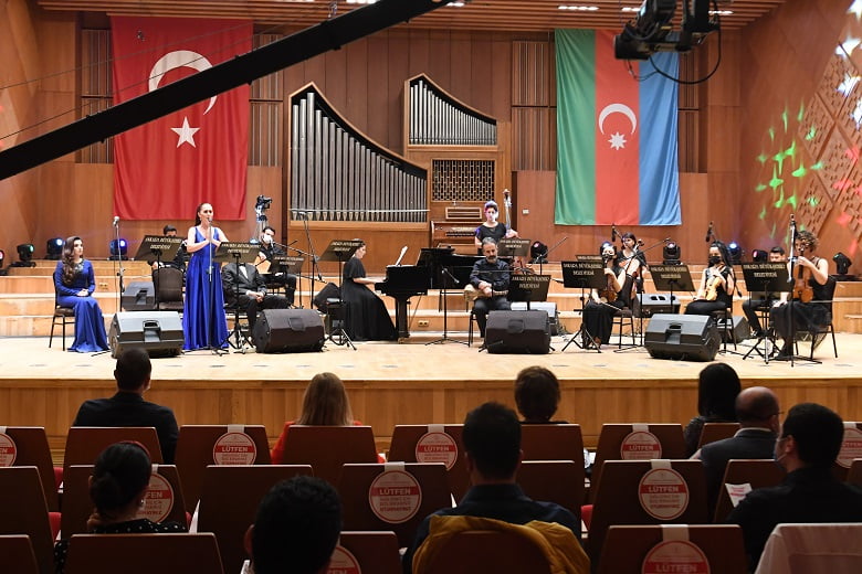 Büyükşehir’den Kardeş Ülke Azerbaycan İçin Bağımsızlık Konseri