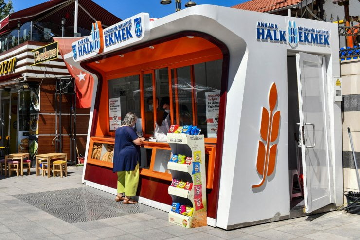 Ankara'ya 14 yeni halk ekmek büfesi 58