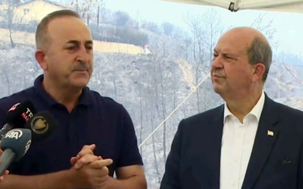 Bakan Çavuşoğlu: “Yıkılan evlerin yerine yenileri yapılacak”