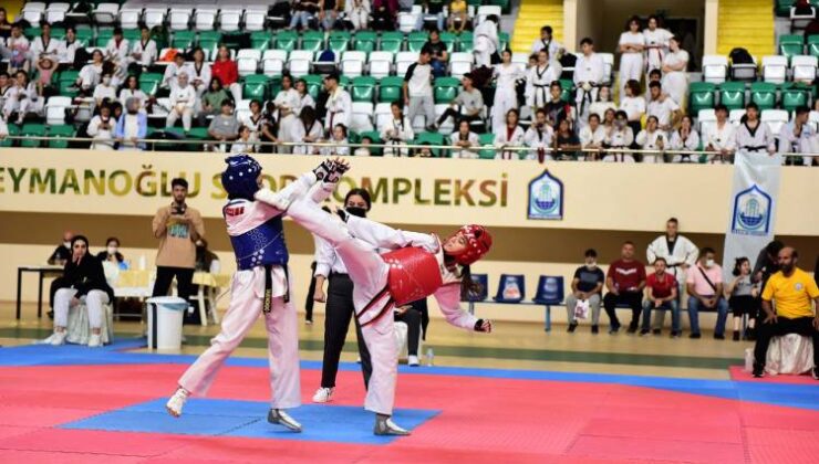 Bursa Yıldırım’da taekwondo rüzgarı