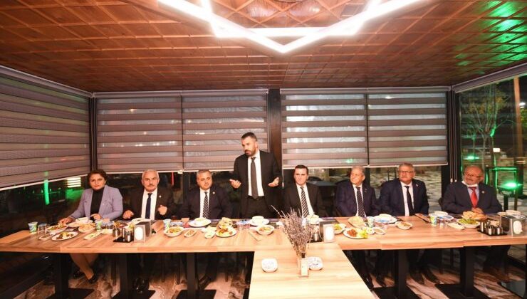 Başkan Ertuğrul Çetin’den Muhtarlar Onuruna Endemik Vadi’de Yemek