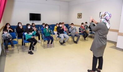 Altındağ’da gençlere işaret dili kursu
