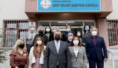 Başkan Taşdelen’den öğretmenler günü ziyareti