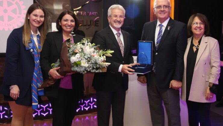 Bursa Rotaract Kulübü’nden Nilüfer’e ‘vizyoner’ ödül