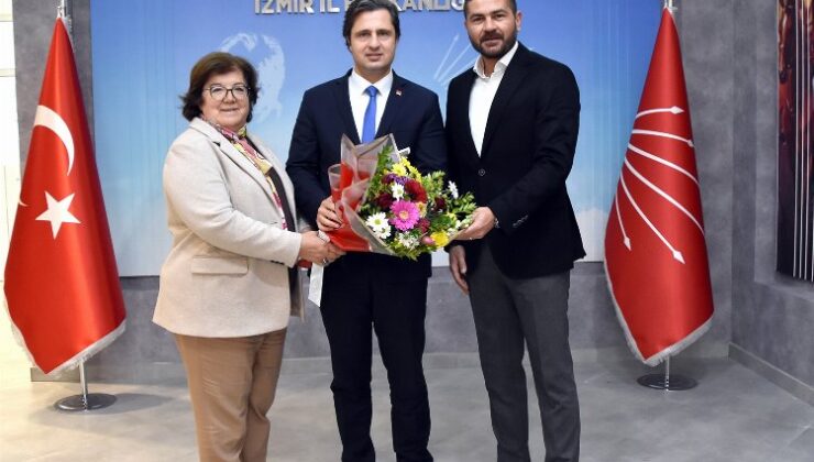 Foça’dan CHP İzmir İl Başkanlığına ziyaret