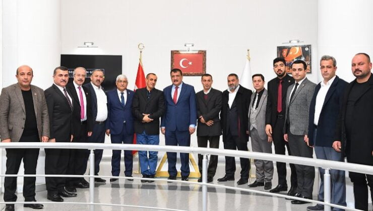 Malatyalı muhtarlardan Başkan Gürkan’a ziyaret