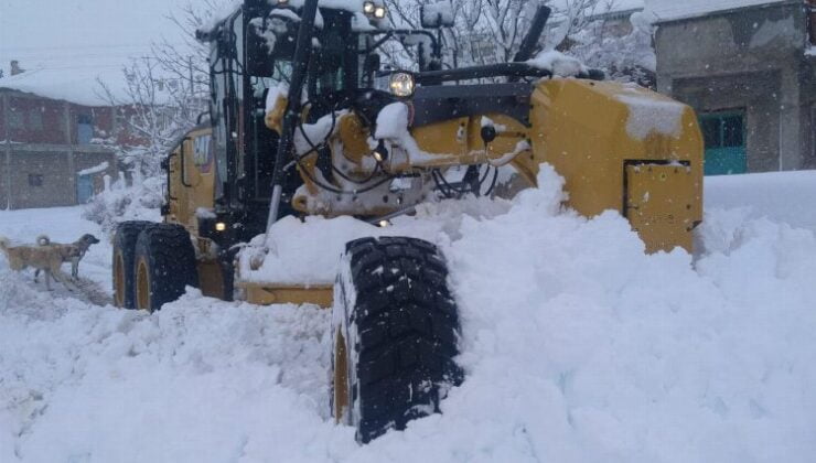Kayseri Büyükşehir, kapalı mahalle yolu bırakmadı