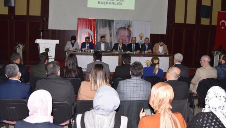 AK Parti Bursa’da Gürsu ve Yıldırım teşkilatlarıyla buluştu
