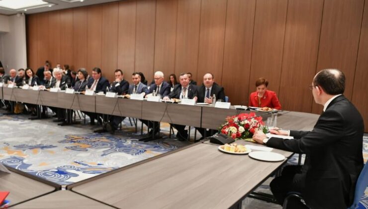 Bakanı Muş’tan Bulgaristan’da iş birliği görüşmesi