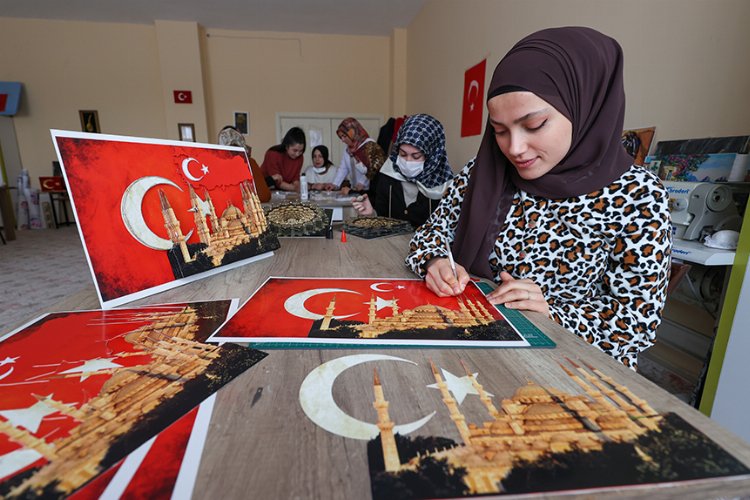 Van Gürpınar'da kadınların hayatı kurslarla değişiyor 1 Van Gürpınar'da kadınların hayatı kurslarla değişiyor 1