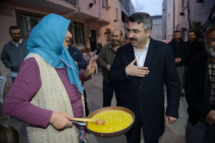 Başkan Yılmaz Bursa Yıldırım'da iftar sofralarına misafir oluyor 2