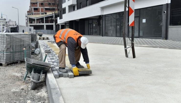 Bursa Osmangazi’de açılan yollarda kaldırım ve asfalt çalışmaları tamamlandı