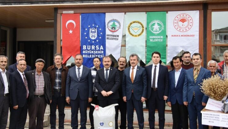 Bursa’da Harmancıklı çiftçiye ‘çörek otu tohumu’ desteği