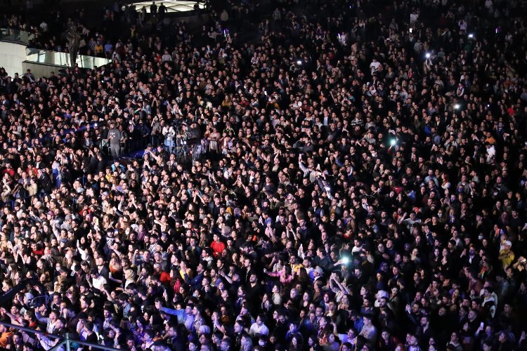 Göksel'de hayranlarıyla Hatay'da buluştu 1 Göksel'de hayranlarıyla Hatay'da buluştu 1