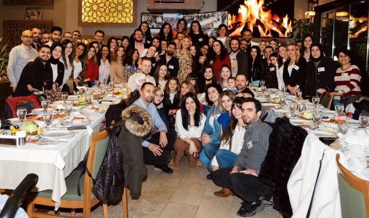 Gülben Ergen hayranlarıyla iftarda buluştu 1