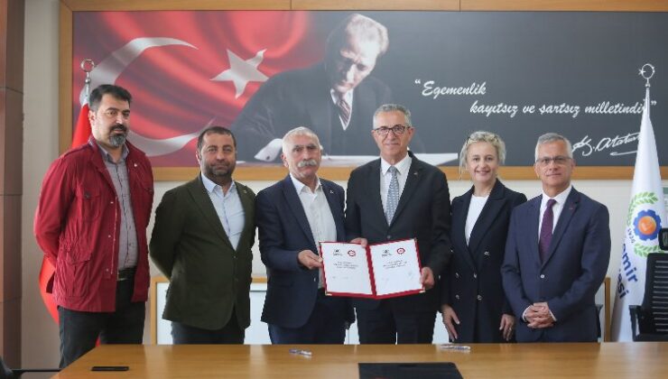 İzmir Gaziemir’de 640 işçiyi kapsayan toplu sözleşme imzalandı