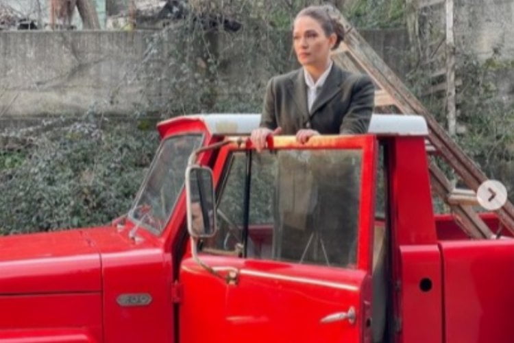 Leyla Hanım'ın çekimlerine devam..