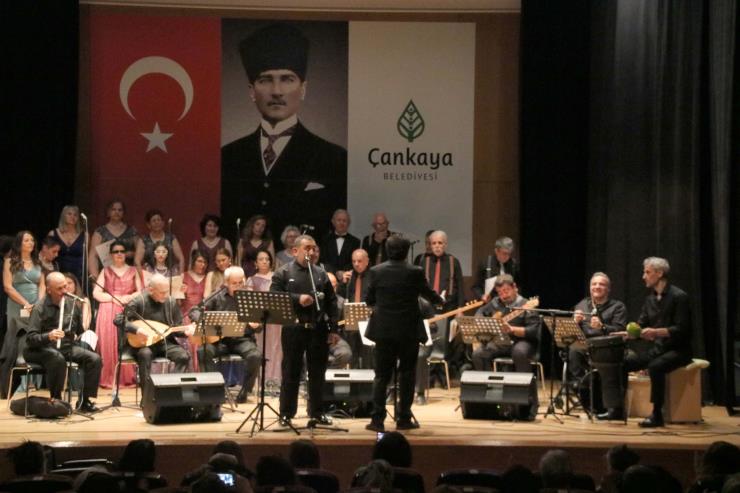 2022_05_10_Sosyal Yardım_Engelliler Haftası_Farklı Renkler Farklı Sesler Koro (29)