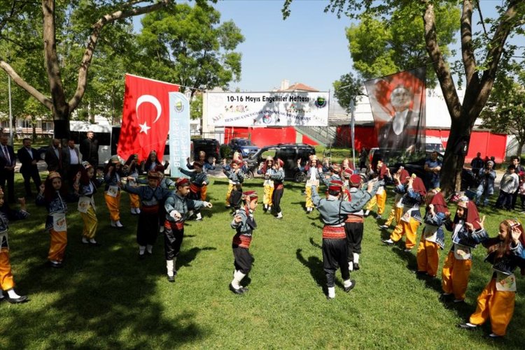 Bursa İnegöl'de Engelliler Haftası kutlamaları renkli görüntülere sahne oldu 4