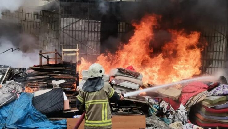 Bursa Osmangazi’de hurda deposunda yangın