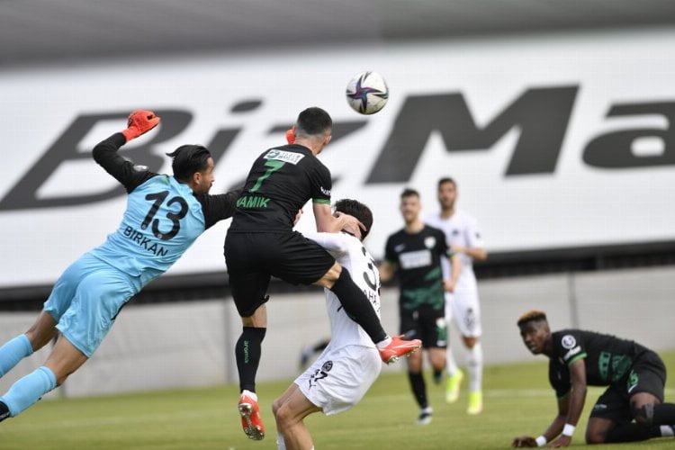 Bursaspor PFDK'ya sevk edildi 16 Bursaspor PFDK'ya sevk edildi