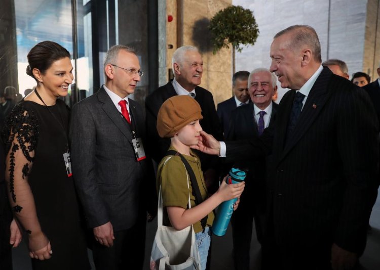Cumhurbaşkanı Erdoğan, “Reis Bey” tiyatro oyununun gösteriminde konuştu 3