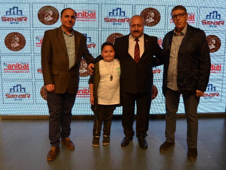 Gazeteci Özden Demirci'ye "Basın Onur Ödülü" 2
